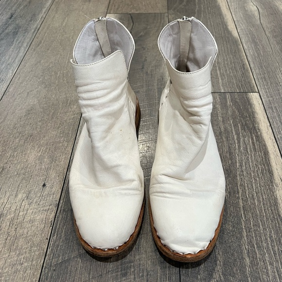 Officine Creative white graphite leather ankle boots - Picture 2 of 11